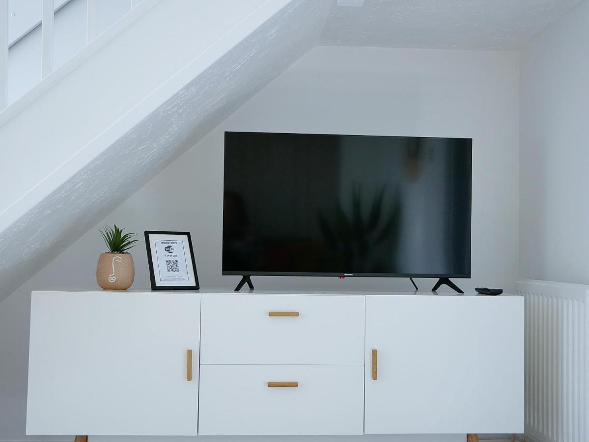 East London House Near Tube With Parking Villa Екстериор снимка