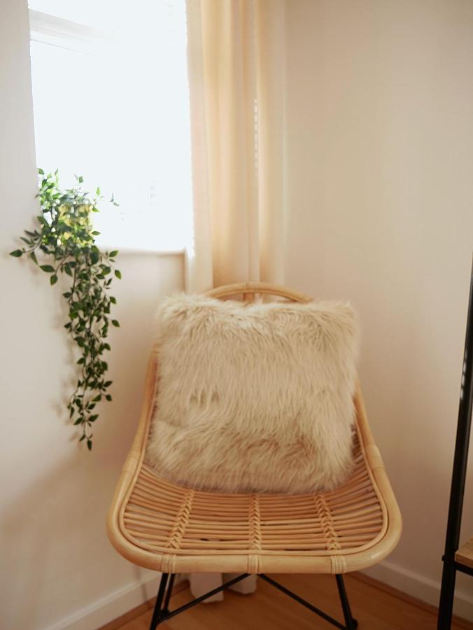 East London House Near Tube With Parking Villa Екстериор снимка